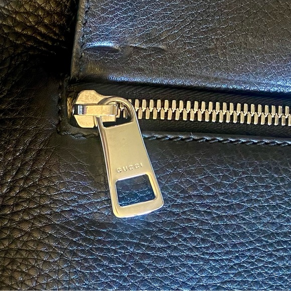 GUCCI Soho Large Black Pebble Leather Clutch - Picture 6 of 15